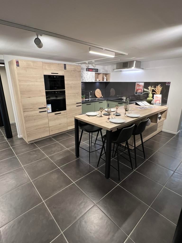 Cuisine équipée Schmidt Wavre - Modele d’exposition, Huis en Inrichting, Ophalen, Zo goed als nieuw, Hout, U-keuken