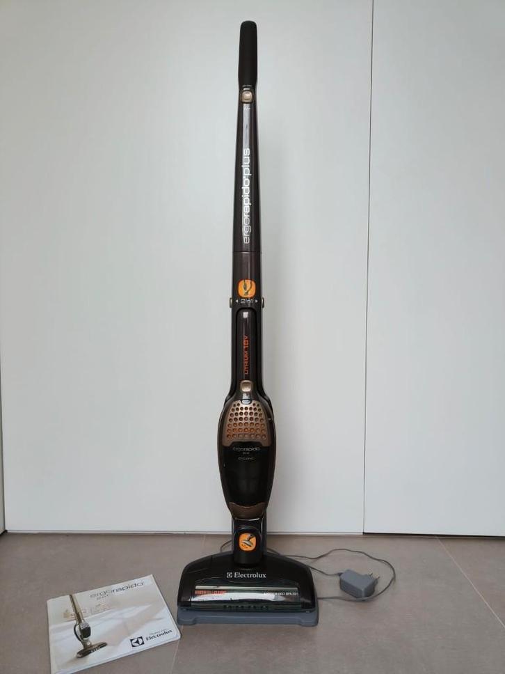 Steelstofzuiger Elektrolux (voor onderdelen), Electroménager, Aspirateurs, Utilisé, Aspirateur, Réservoir, Enlèvement