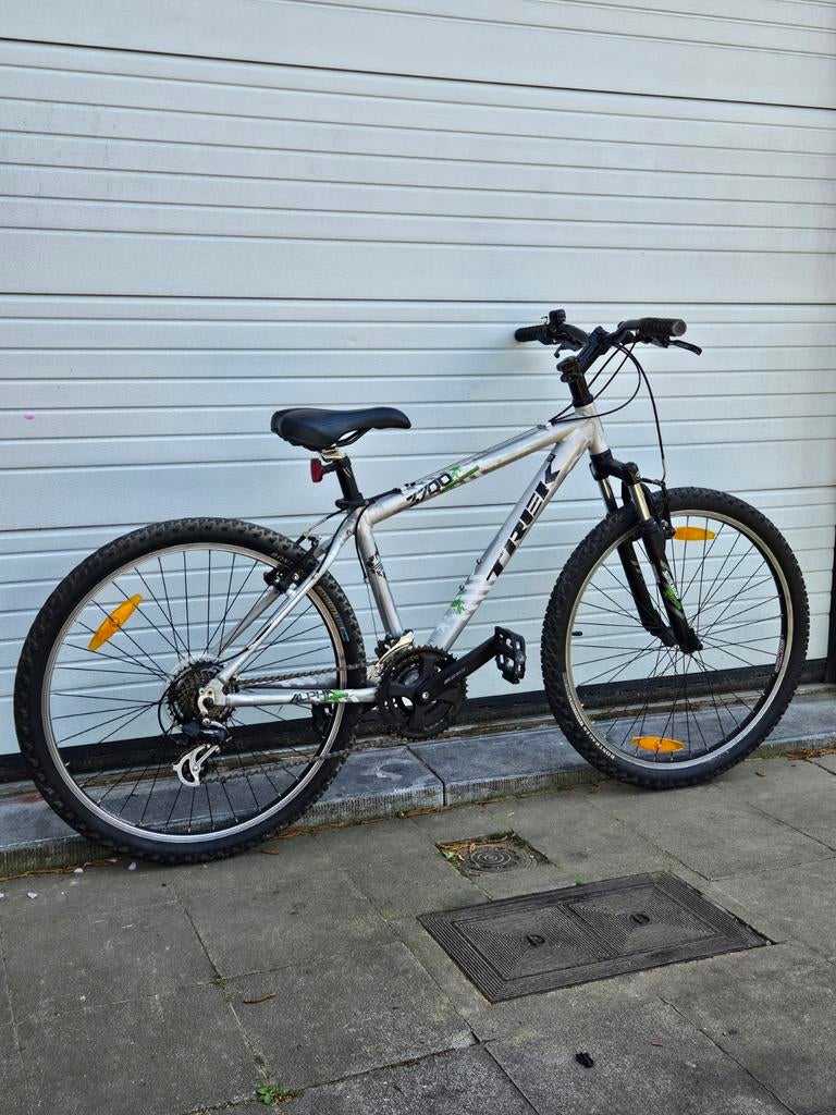 TREK 3700 • 26”  • PRÊT À ROULER, Fietsen en Brommers, Fietsen | Heren | Sportfietsen en Toerfietsen, 26 inch, Vering, Ophalen