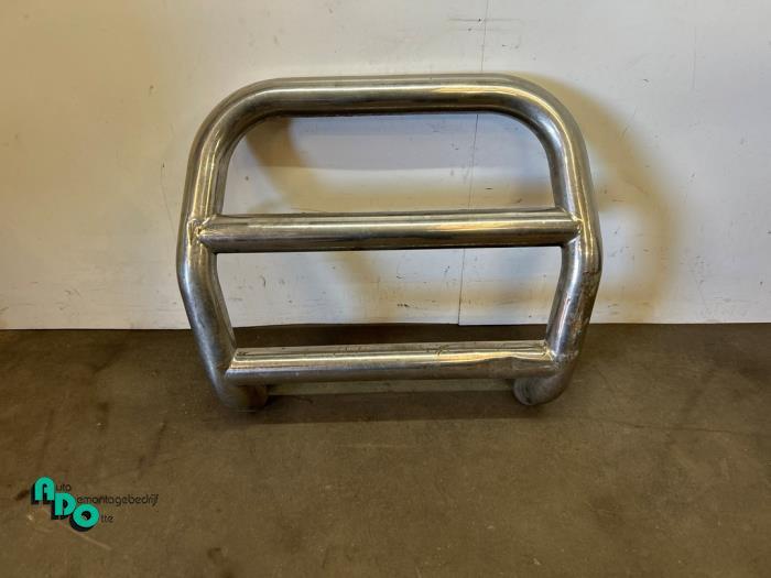 Pare-buffle d'un Mitsubishi Pajero (Pajero 00-), Autos : Pièces & Accessoires, Carrosserie & Tôlerie, Mitsubishi, Utilisé, 3 mois de garantie