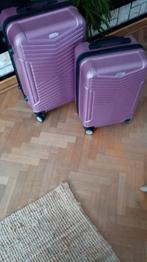 mediumkoffer en handbagage koffer, Hard kunststof, 45 tot 55 cm, Zo goed als nieuw, Wieltjes