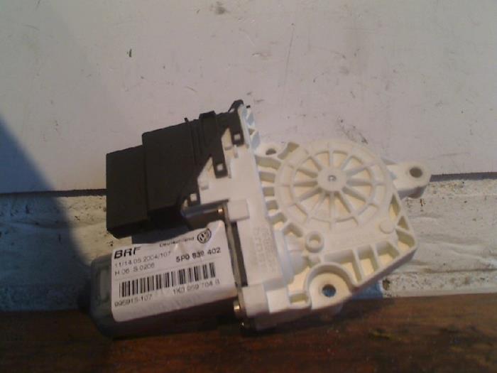 Mécanique vitre 4portes arrière droite d'un Seat Altea, -, 3 mois de garantie, Utilisé, -