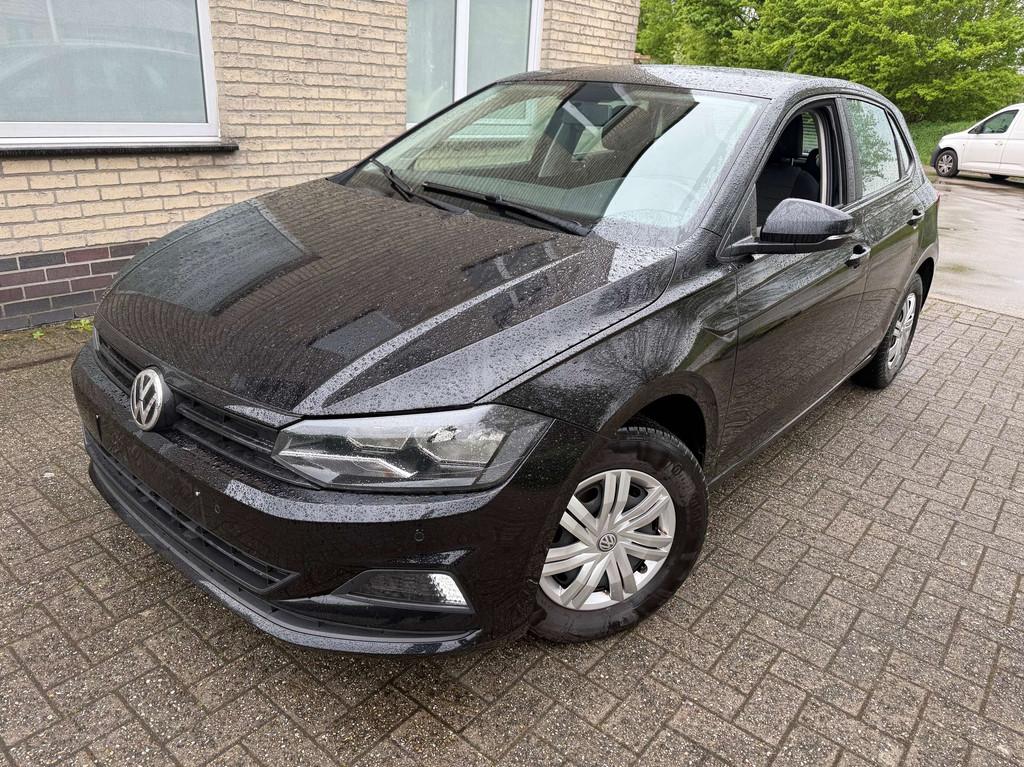 Volkswagen Polo Polo 1.0i Trendline (bj 2018), Voorwielaandrijving, Stof, USB, Zwart