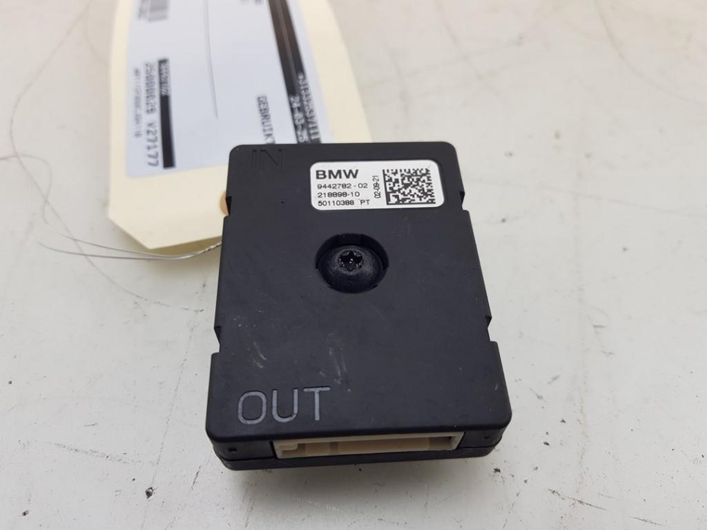 ANTENNE VERSTERKER BMW iX (I20) (01-2021/-) (|9442782|), Gebruikt, BMW, Petuelring 130
80809  München, DE, Bayerische Motoren Werke AG