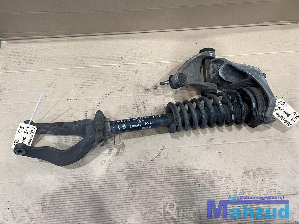 ALFA ROMEO 156 rechts voor veerpoot 1997-2005, Gebruikt, Dpofca@stellantis.com, Stellantis Europe S.p.A., Alfa Romeo