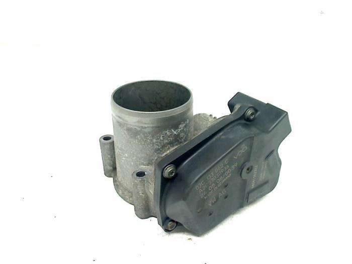 Boîtier accélérateur d'un Volkswagen Golf, Autos : Pièces & Accessoires, Moteurs & Accessoires, Volkswagen, Utilisé, 3 mois de garantie