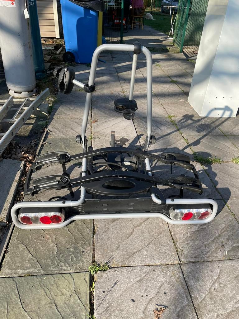 Volvo thule kantelbare fietsdrager, Ophalen, Zo goed als nieuw