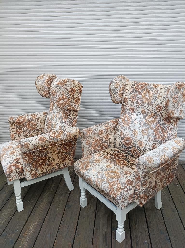 VINTAGE : 2 fauteuils en tissus chamarrés., Enlèvement