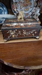 Chinees antiek kistje, Antiek en Kunst, Ophalen of Verzenden