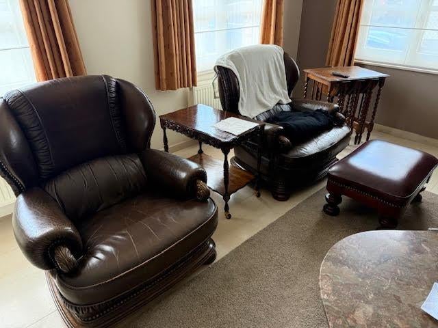 Salon de maroquinerie,, Enlèvement, Utilisé, Banc droit, Bois