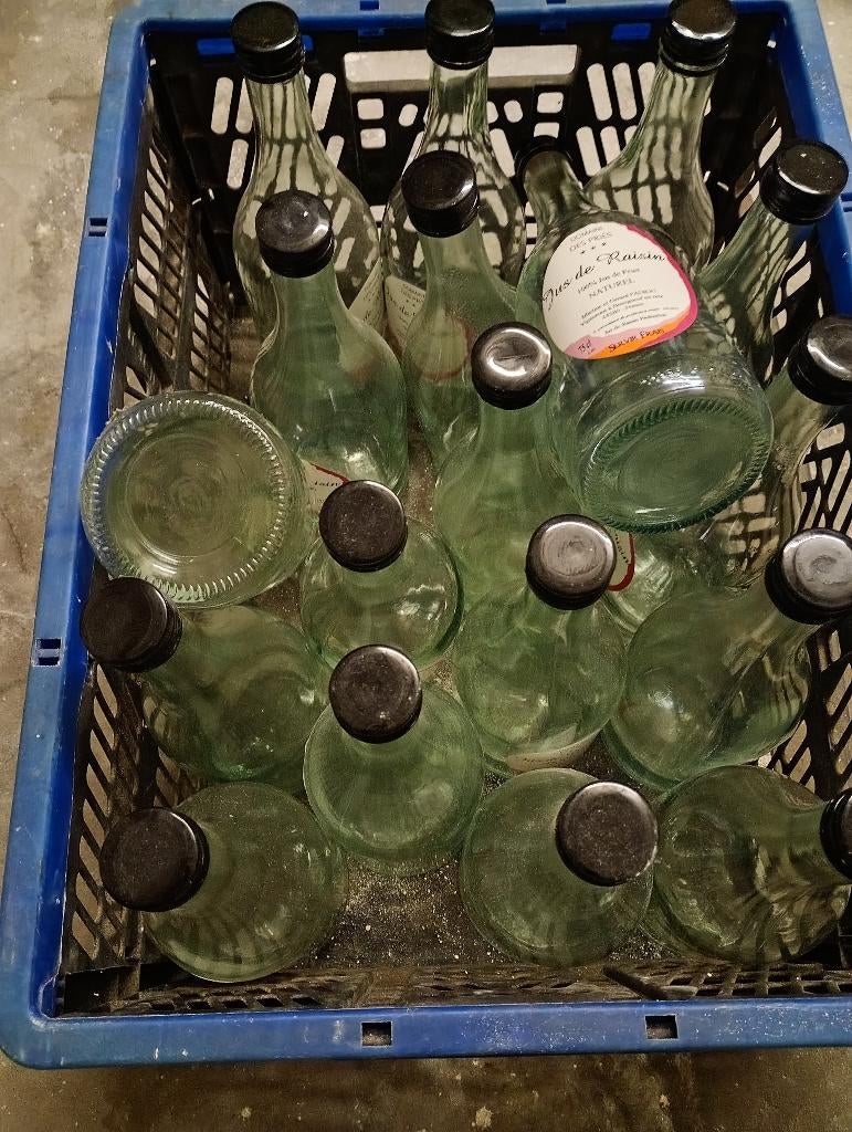 Bouteilles, Enlèvement