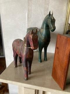 2 Houten paardjes, Ophalen, Houtsnijwerk, Minder dan 20 cm, Hout
