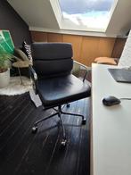 Vitra Eames 217 Zwart Lederen Bureaustoel, Ophalen, Zo goed als nieuw, Zwart, Bureaustoel