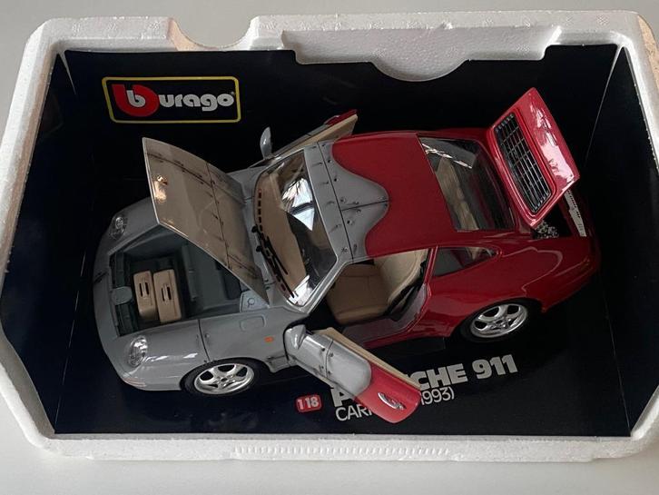 Porsche 911 Carrera 1993 / Schaal: 1/18 / Kleur: Paintwork, Hobby en Vrije tijd, Modelauto's | 1:18, Zo goed als nieuw, Auto, Burago