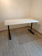 Ikea Bekant bureau, Huis en Inrichting, Bureaus, Ophalen, In hoogte verstelbaar, Gebruikt, Bureau