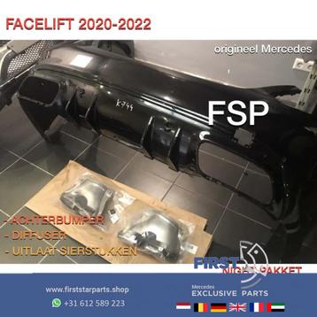 W205 C63 AMG FACELIFT ACHTERBUMPER COMPLEET ZWART + UITLAAT  beschikbaar voor biedingen