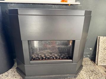 Wellstraler A63 gaskachel 8 KW schouwaansluiting beschikbaar voor biedingen