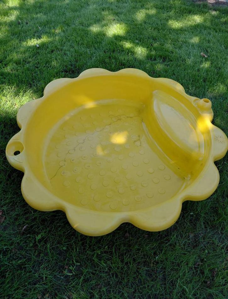 Kinderbadje / zandbak in de vorm van een bloem, Kinderen en Baby's, Speelgoed | Buiten | Zandbakken, Gebruikt, Ophalen