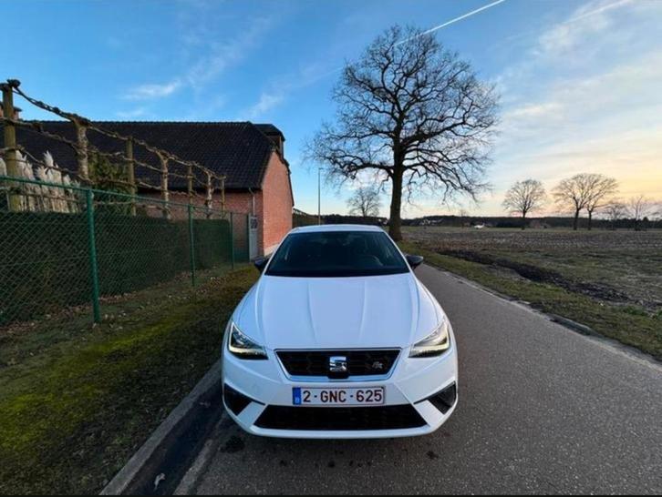 Seat Ibiza FR / 76000km - Euro6 // Benzine-CNG / Veel opties, Auto's, Seat, Particulier, Ibiza, ABS, Achteruitrijcamera, Adaptieve lichten