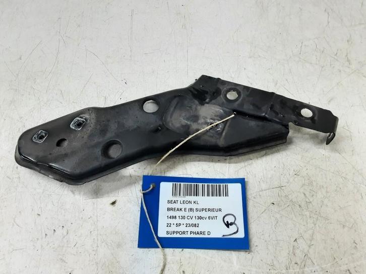 KOPLAMP HOUDER RECHTS Seat Leon ST (5FF) (5FA806930), Auto-onderdelen, Verlichting, Seat, Gebruikt