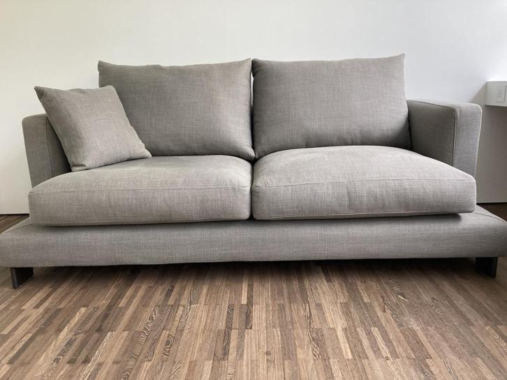 Camerich zetel in nieuwe staat, Huis en Inrichting, Zetels | Zetels, Zo goed als nieuw, Rechte bank, Tweepersoons, 150 tot 200 cm