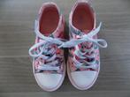 Belle paire de toile enfant, Enfants & Bébés, Vêtements enfant | Chaussures & Chaussettes, Tape à l’œil, Comme neuf, Enlèvement