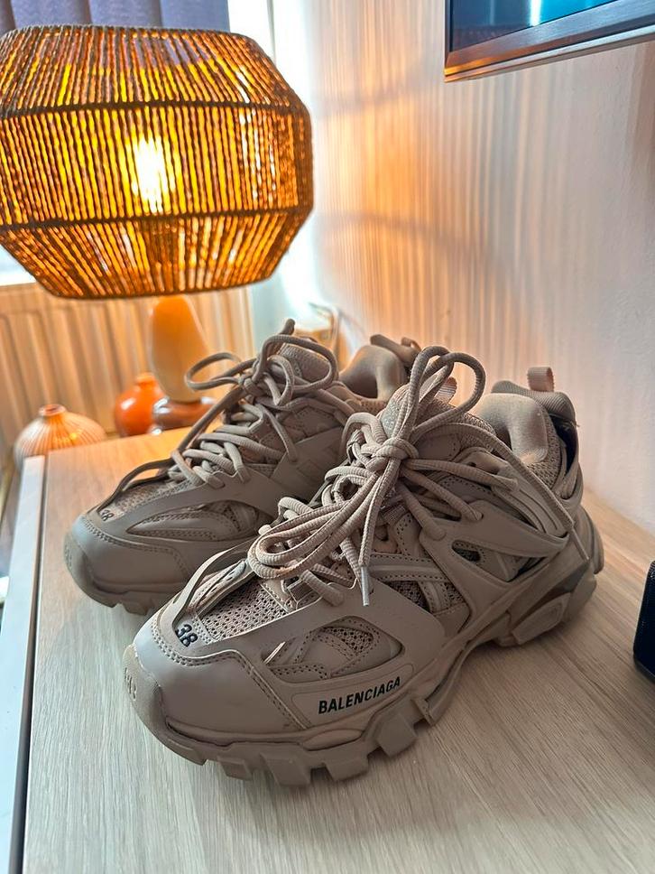 ② Balenciaga Track: Style et performance 2ememain