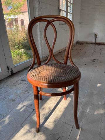 Thonet nr 14 of 18 variant beschikbaar voor biedingen