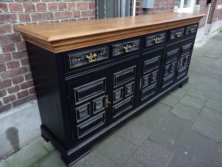 Superbe ancien buffet enfilade armoire 5 portes meuble salon, Antiquités & Art, Antiquités | Meubles | Armoires, Enlèvement ou Envoi