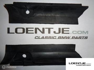 nieuwe set Motorkaprubber BMW 02 1602 1802 2002 tii ti etc beschikbaar voor biedingen