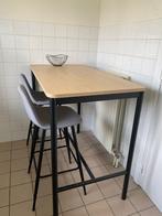 4 stoelen en tafel (prijsverlaging), Huis en Inrichting, Barren, Ophalen, Zo goed als nieuw, Inclusief barstoelen