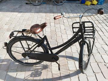 Damesfiets  beschikbaar voor biedingen