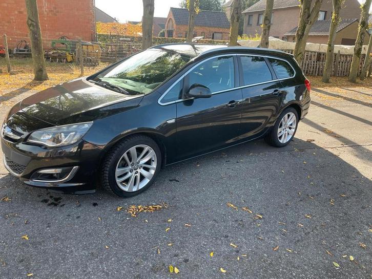 Opel astra sports tourer 2013, Auto's, Opel, Particulier, Astra, ABS, Adaptieve lichten, Airbags, Airconditioning, Bluetooth, Bochtverlichting