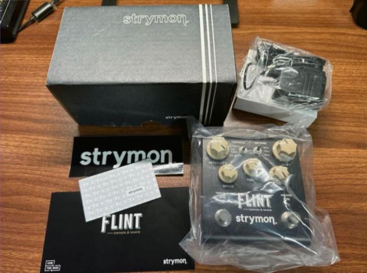 Strymon FLINT v2 Reverb, Musique & Instruments, Effets, Comme neuf, Reverb, Volume, Multi-effet, Enlèvement ou Envoi