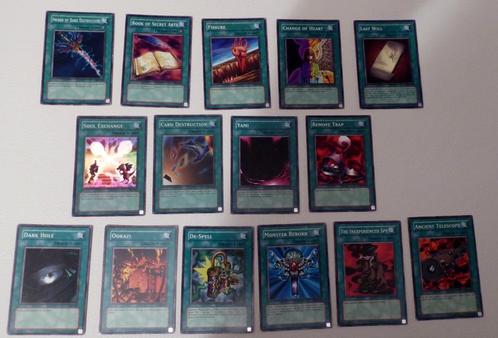 Pak van 15 Yu-Gi-Oh! magische kaarten uit 1996, Hobby en Vrije tijd, Verzamelkaartspellen | Yu-gi-Oh!, Gebruikt, Ophalen of Verzenden