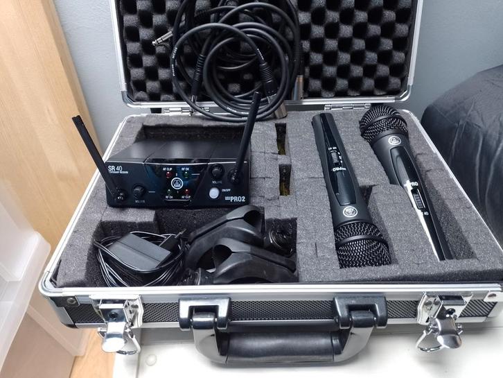 Set de 2 micros sans fil AKG avec valises et accessoires, Muziek en Instrumenten, Microfoons, Nieuw, Zangmicrofoon, Draadloos