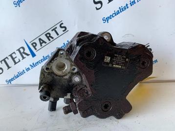 Brandstofpomp Mechanisch van een Mercedes B-Klasse beschikbaar voor biedingen