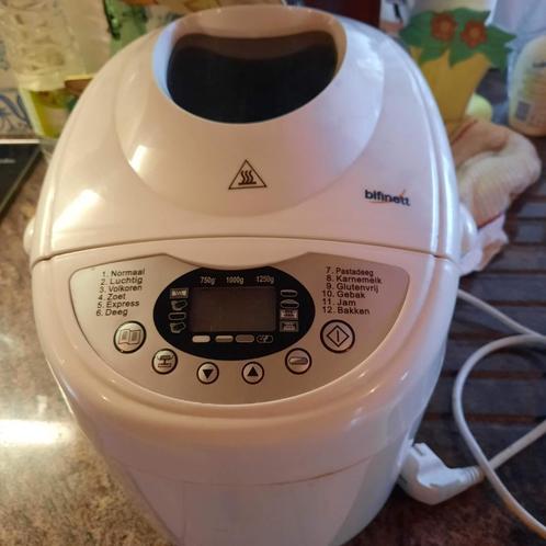 broodbakmachine bifinett, Elektronische apparatuur, Broodbakmachines, Zo goed als nieuw, Met timer, 800 tot 1200 gram deeg, Kijkvenster