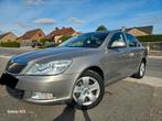 SKODA OCTAVIA 1.6 TDI GPS AIRCO PDC BIJNA NIEUWSTAAT, Auto's, Particulier, Onderhoudsboekje, Te koop, Octavia