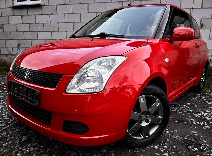 Suzuki Swift / 1.3L Essence / Clim / Prêt à immatriculer, Autos, Suzuki, Entreprise, Swift, Air conditionné, Essence, Boîte manuelle