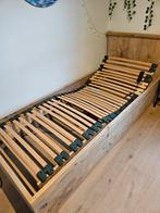 Bed met elektrisch aanpasbare lattenbodem, Ophalen, Zo goed als nieuw, Steigerhout, 220 cm