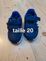 Basket Adidas taille 20, Enfants & Bébés, Vêtements de bébé | Chaussures & Chaussettes