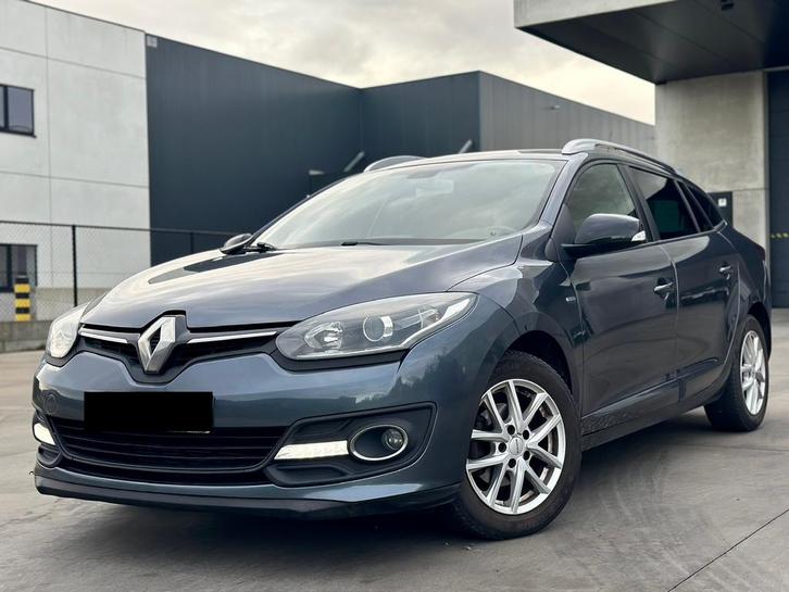 Renault Megane Limited Edition Gekeurd VVK EURO6b 2015, Auto's, Renault, Particulier, Mégane, ABS, Airbags, Airconditioning, Alarm