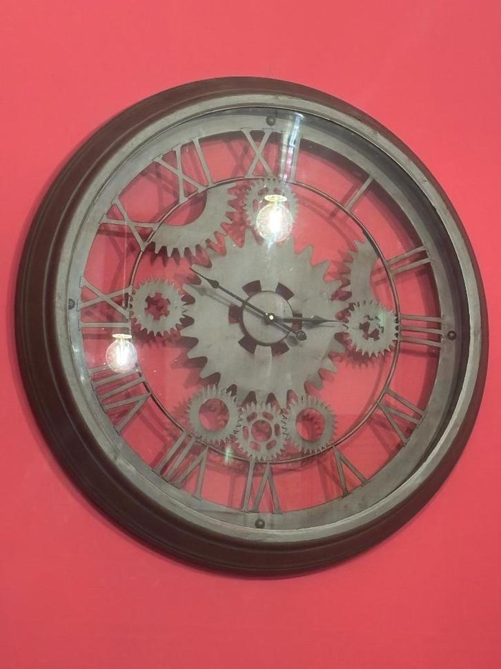 Horloge, Services & Professionnels, Décorateurs d'intérieur, Décoration d'intérieur