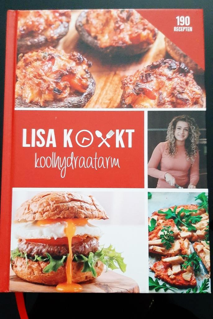 Lisa Tennebroek - Lisa kookt koolhydraatarm + 4 andere, Boeken, Kookboeken, Zo goed als nieuw, Ophalen of Verzenden