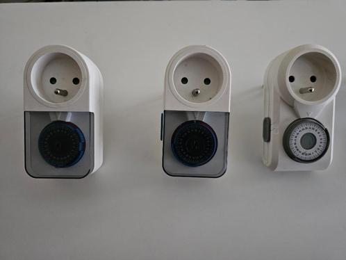 ELEKTRICITEITSMETER - tijdschakelaar - en veel andere ..., Doe-het-zelf en Bouw, Elektriciteit en Kabels, Gebruikt, Overige typen