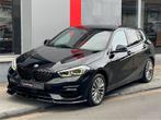 BMW 118 i*Pack SPORT*GARANTIE 1Jaar/Full Option/HUD/2020, Zwart, Leder, 5 deurs, BMW Premium Selection