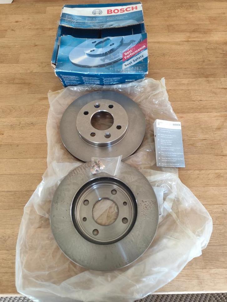 Nieuwe Bosch remschijven (set van 2), Auto-onderdelen, Remmen en Aandrijving, Ophalen