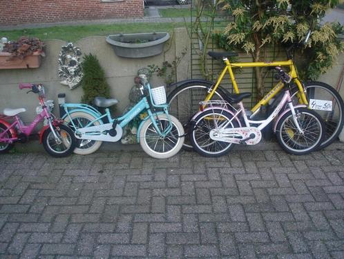 50€ voor 4 opknap fietsen 3 Meisjesfietsen &1 Mtb, Fietsen en Brommers, Fietsen | Meisjes, Gebruikt, 16 inch, Handrem, Versnellingen