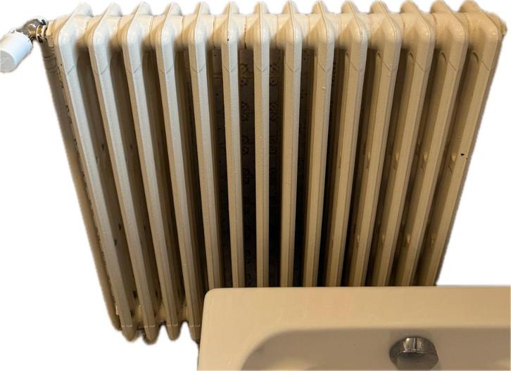 Gietijzeren radiatoren x2, Doe-het-zelf en Bouw, Verwarming en Radiatoren, Gebruikt, Radiator, 80 cm of meer, 60 tot 150 cm, Ophalen
